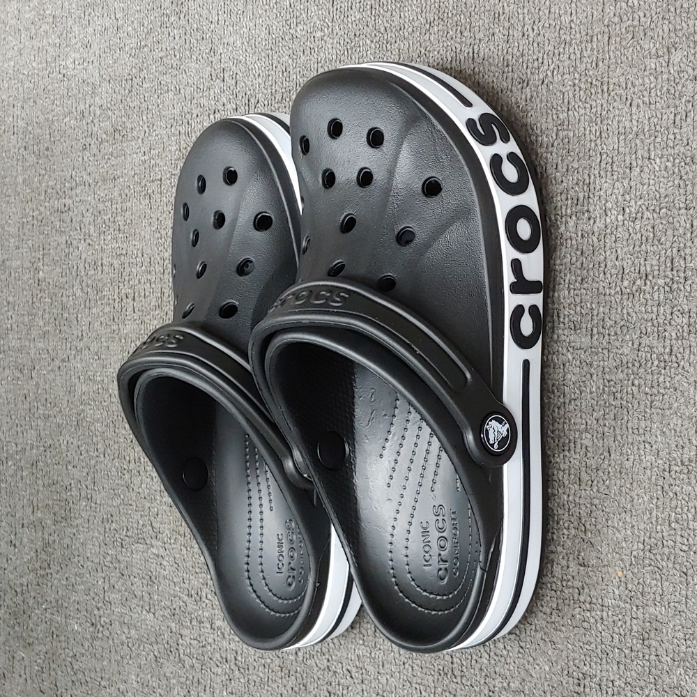 Crocs NWOT